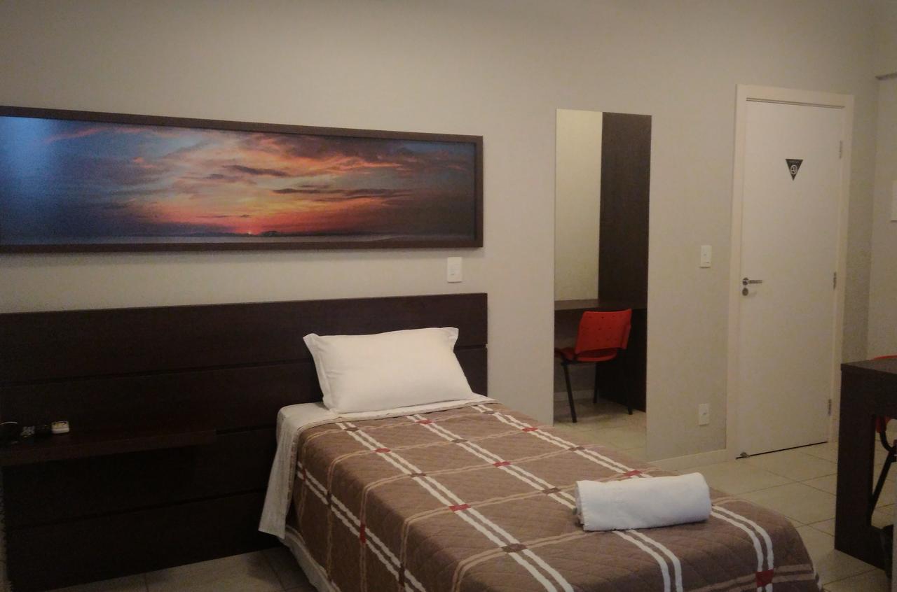 Hotel Colibris Lontras Екстер'єр фото