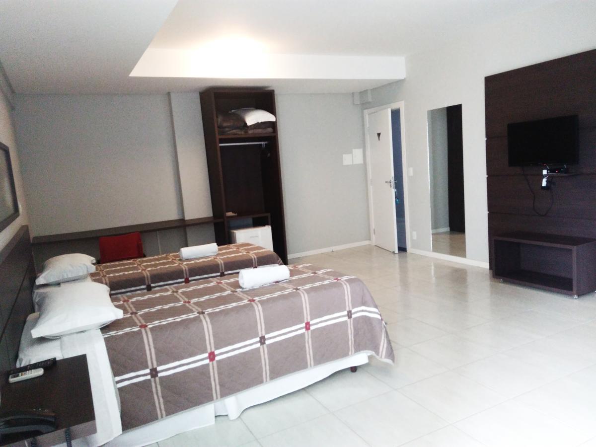 Hotel Colibris Lontras Екстер'єр фото