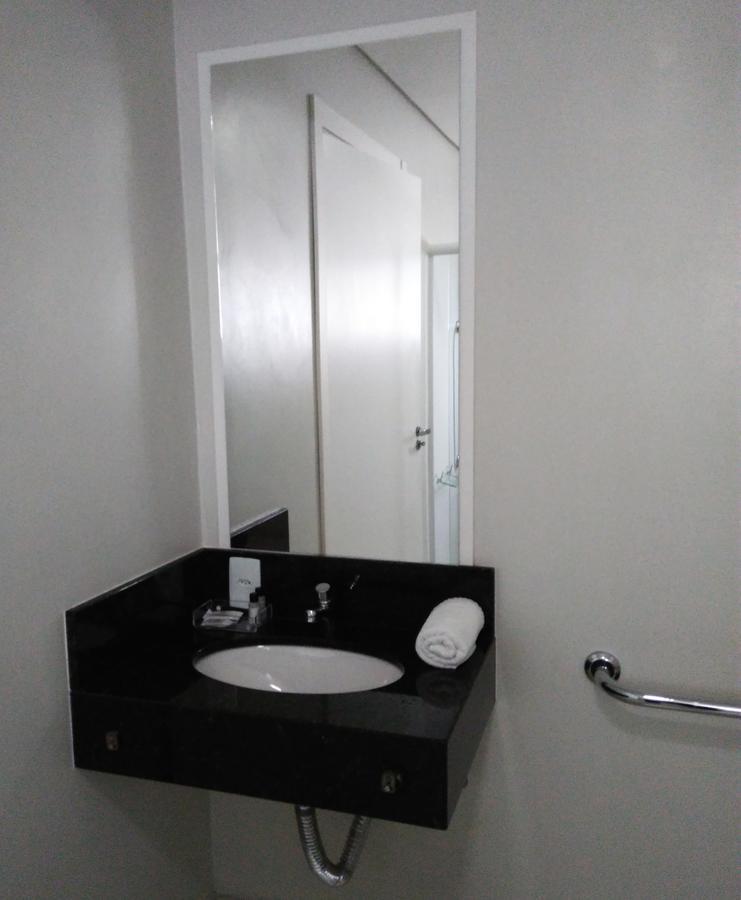 Hotel Colibris Lontras Екстер'єр фото