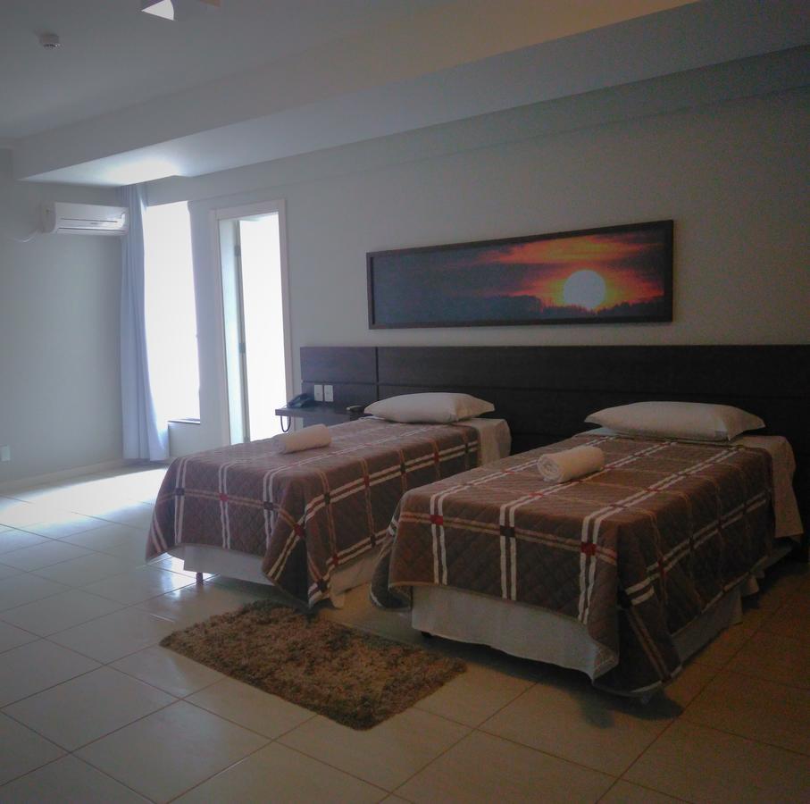 Hotel Colibris Lontras Екстер'єр фото